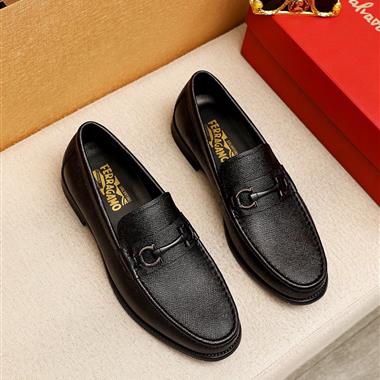 Ferragamo   2025新款男生休閒時尚鞋子