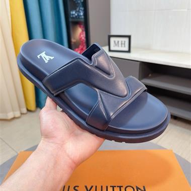 Louis Vuitton    2025新款男生休閒時尚鞋子
