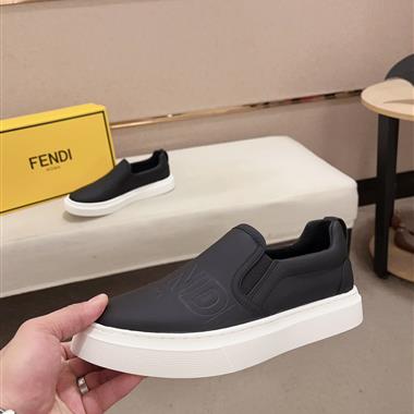 FENDI   2025新款男生休閒時尚鞋子