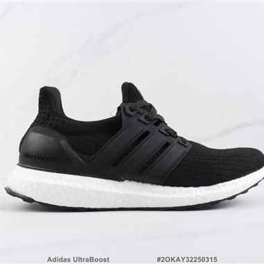 Adidas UltraBoost 爆米花緩震跑步鞋