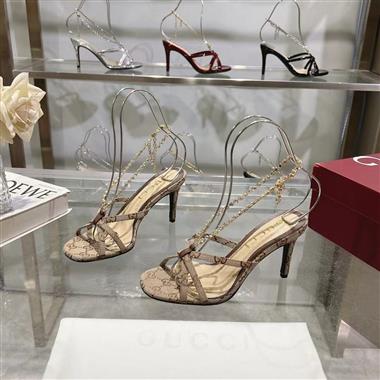 GUCCI   2025新款女生休閒時尚鞋子