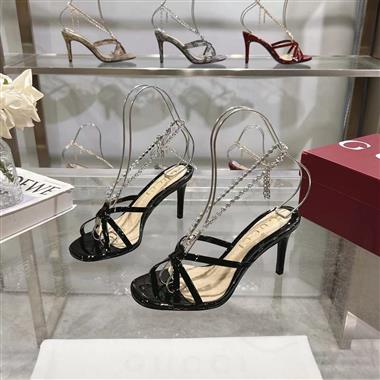 GUCCI   2025新款女生休閒時尚鞋子
