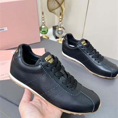 MIUMIU   2025新款女生休閒時尚鞋子