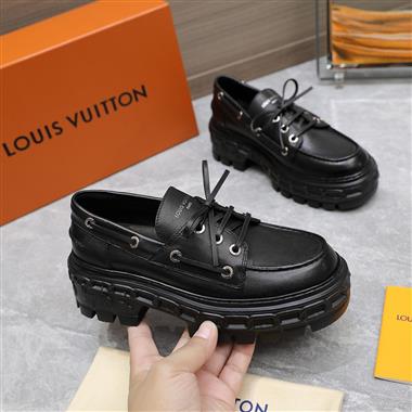 Louis Vuitton    2025新款女生休閒時尚鞋子