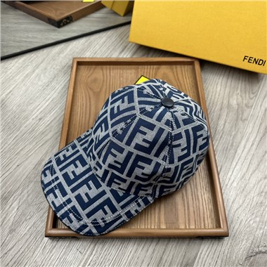 FENDI  2025新款時尚帽子