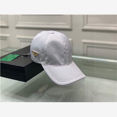 PRADA   2025新款時尚帽子