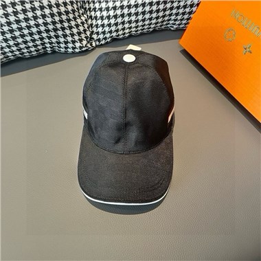 LOUISVUITTON  2025新款時尚帽子