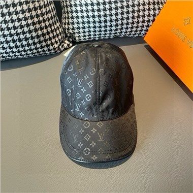 LOUISVUITTON  2025新款時尚帽子