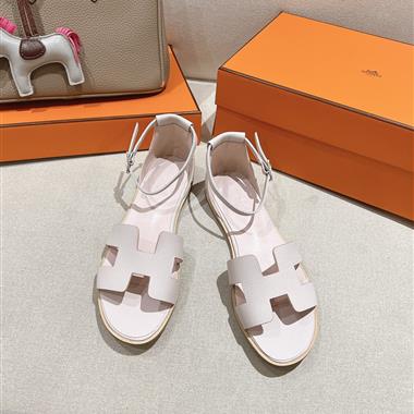 HERMES  2025新款女生休閒時尚鞋子