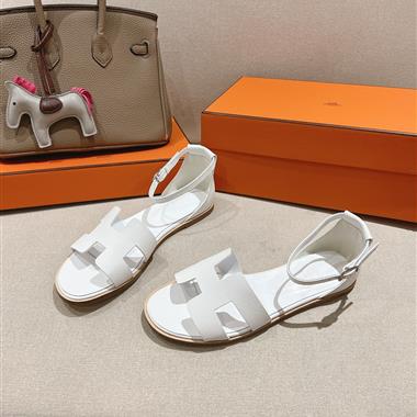 HERMES  2025新款女生休閒時尚鞋子