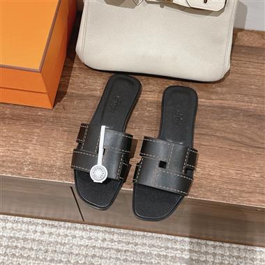 HERMES  2025新款女生休閒時尚鞋子