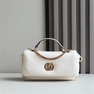 GUCCI   2025新款女生時尚包包 尺寸：21*12.5*4.6CM