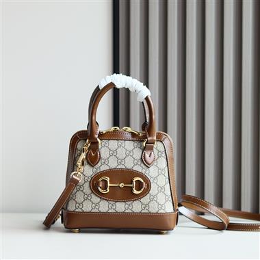 GUCCI   2025新款女生時尚包包 尺寸：20x19.5x7.5CM