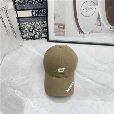 Balenciaga   2025新款時尚帽子