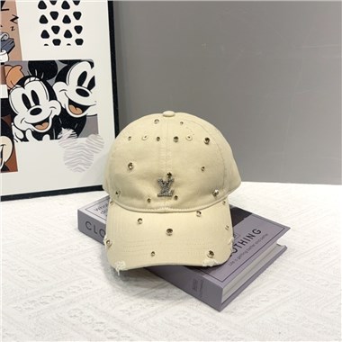 LOUISVUITTON  2025新款時尚帽子