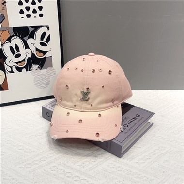 LOUISVUITTON  2025新款時尚帽子