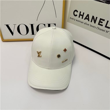 LOUISVUITTON  2025新款時尚帽子