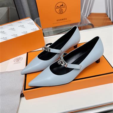 HERMES  2025新款女生休閒時尚鞋子