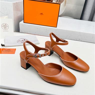HERMES  2025新款女生休閒時尚鞋子