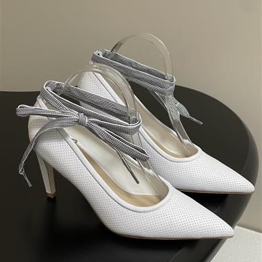 DIOR   2025新款女生休閒時尚鞋子