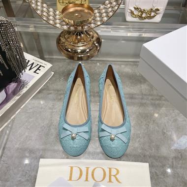 DIOR   2025新款女生休閒時尚鞋子