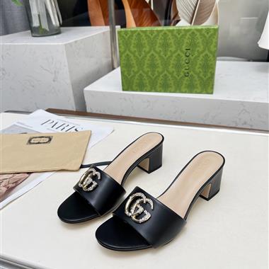 GUCCI   2025新款女生休閒時尚鞋子