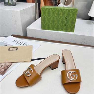 GUCCI   2025新款女生休閒時尚鞋子