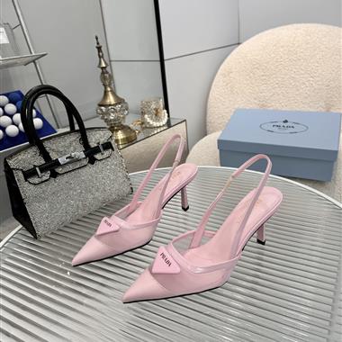 PRADA   2025新款女生休閒時尚鞋子