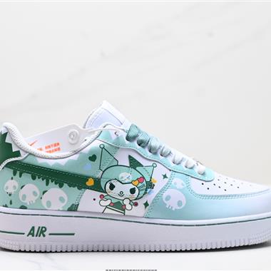 NIKE AIR FORCE 1‘07