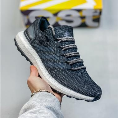 Adidas 舒適防滑輕便 低幫跑步鞋
