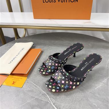Louis Vuitton   2025新款女生休閒時尚鞋子