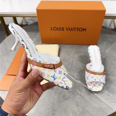 Louis Vuitton   2025新款女生休閒時尚鞋子