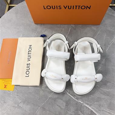 Louis Vuitton   2025新款女生休閒時尚鞋子