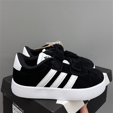 Adidas 兒童魔術貼休閑鞋