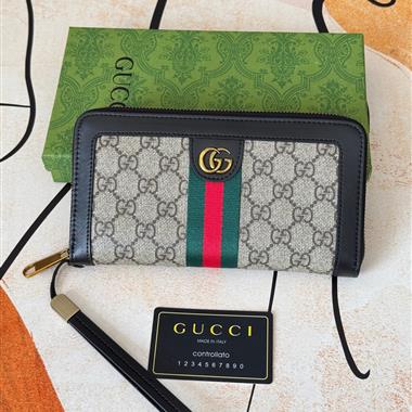 GUCCI   2025新款時尚包包 尺寸：21*12*2.5CM