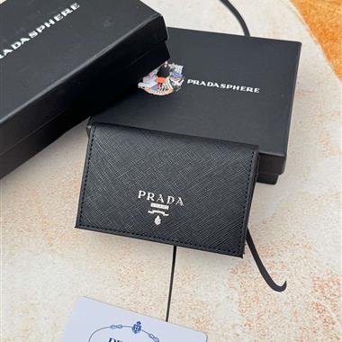 PRADA   2025新款時尚包包 尺寸：11*6.5CM