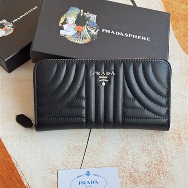 PRADA   2025新款時尚包包 尺寸：19*12CM