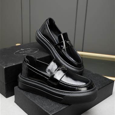 PRADA   2025新款男生休閒時尚鞋子