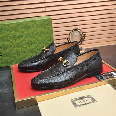 GUCCI   2025新款男生休閒時尚鞋子