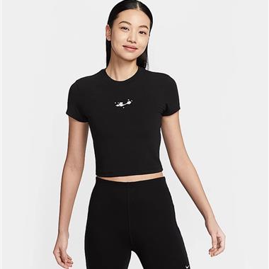 NIKE   2025夏季新款女生短袖T恤