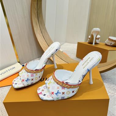 Louis Vuitton  2025新款女生休閒時尚鞋子