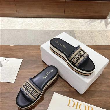 DIOR   2025新款女生休閒時尚鞋子