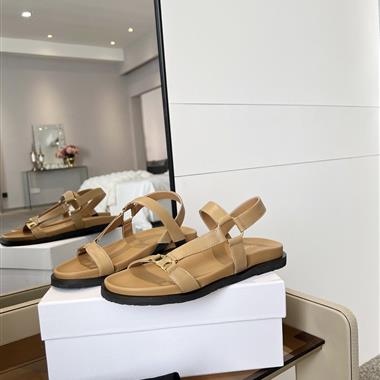 CELINE   2025新款女生休閒時尚鞋子