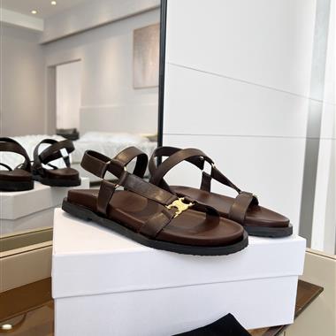 CELINE   2025新款女生休閒時尚鞋子