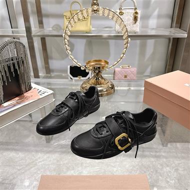 MIUMIU   2025新款女生休閒時尚鞋子