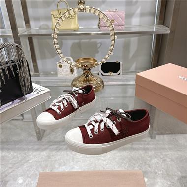 MIUMIU   2025新款女生休閒時尚鞋子