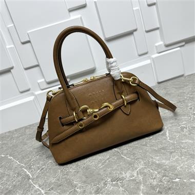MIUMIU   2025新款時尚包包  尺寸：28x10x27CM