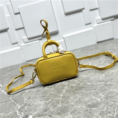 MIUMIU   2025新款女生時尚包包  尺寸：10.5x4.5 x7.5CM