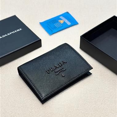 PRADA   2025新款時尚包包  尺寸：11*10CM