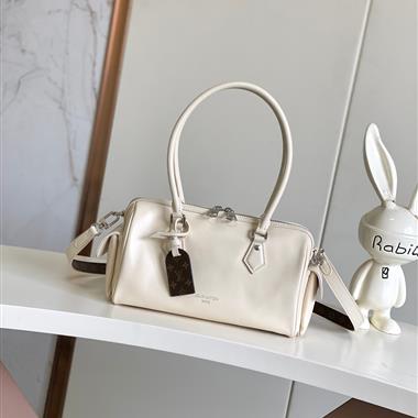 LOUIS VUITTON  2025新款女生時尚包包 尺寸：28*17*12CM